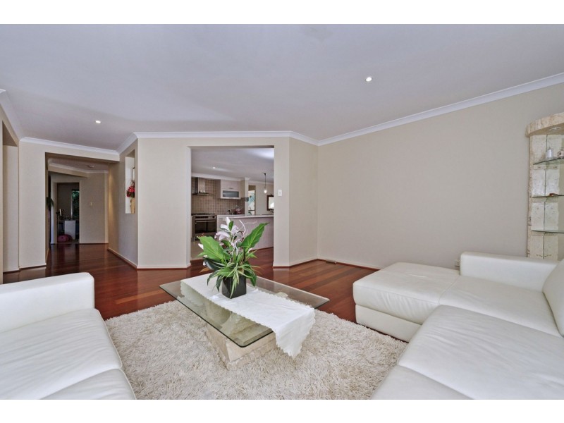 8 Helidon Grove, Ormeau QLD 4208