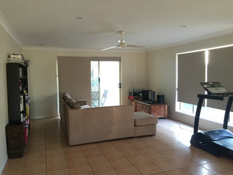 8 Daniells Court, Ormeau QLD 4208