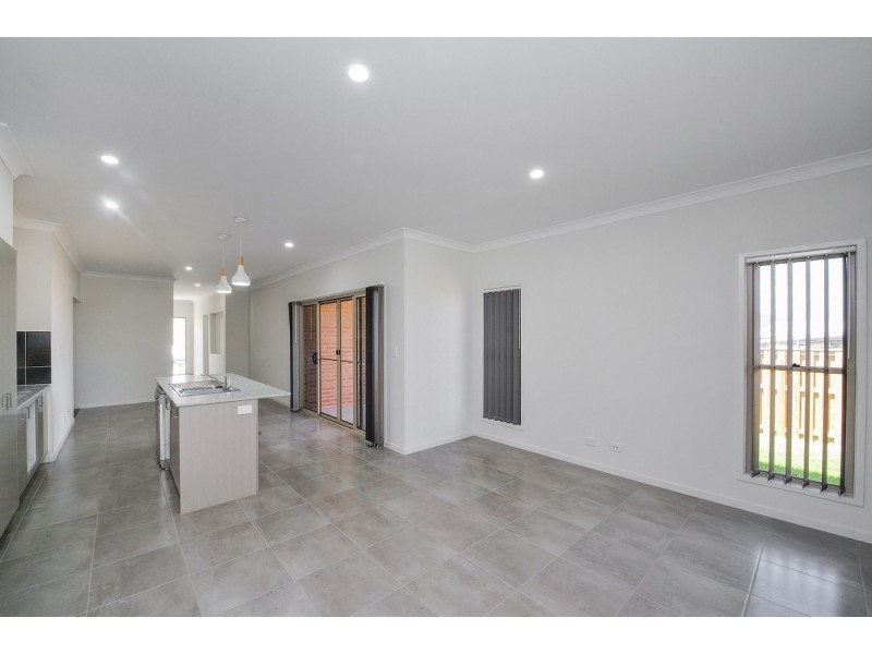 18 Wanaka Street, Bahrs Scrub QLD 4207