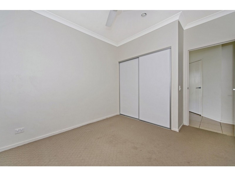 8 Kondalilla Terrace, Waterford QLD 4133