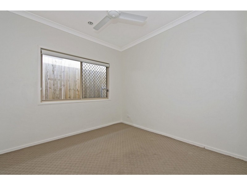 8 Kondalilla Terrace, Waterford QLD 4133