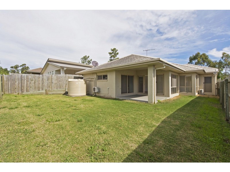 8 Kondalilla Terrace, Waterford QLD 4133