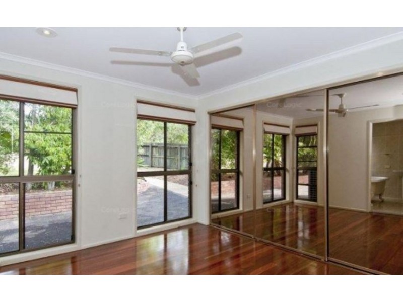 8 Hewett Court, Bannockburn QLD 4207