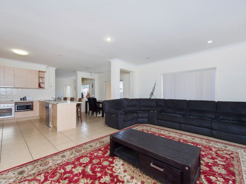 10 Benson Street, Ormeau QLD 4208