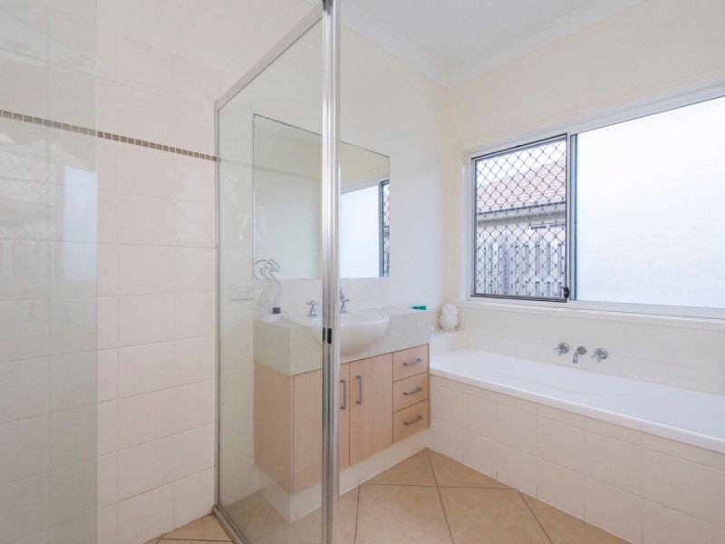 10 Benson Street, Ormeau QLD 4208