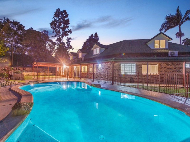 4 Philben Drive, Ormeau QLD 4208