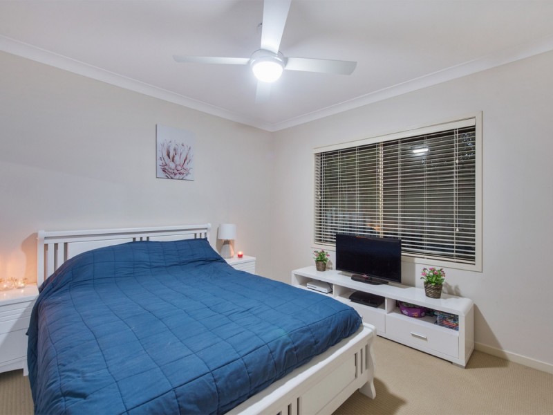 8 Pincally Crescent, Ormeau QLD 4208