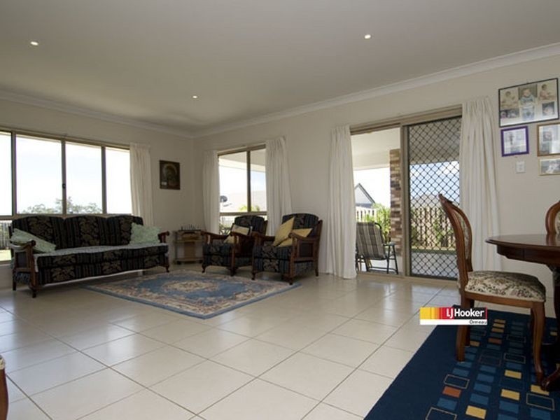 24 Paris Pde, Ormeau QLD 4208