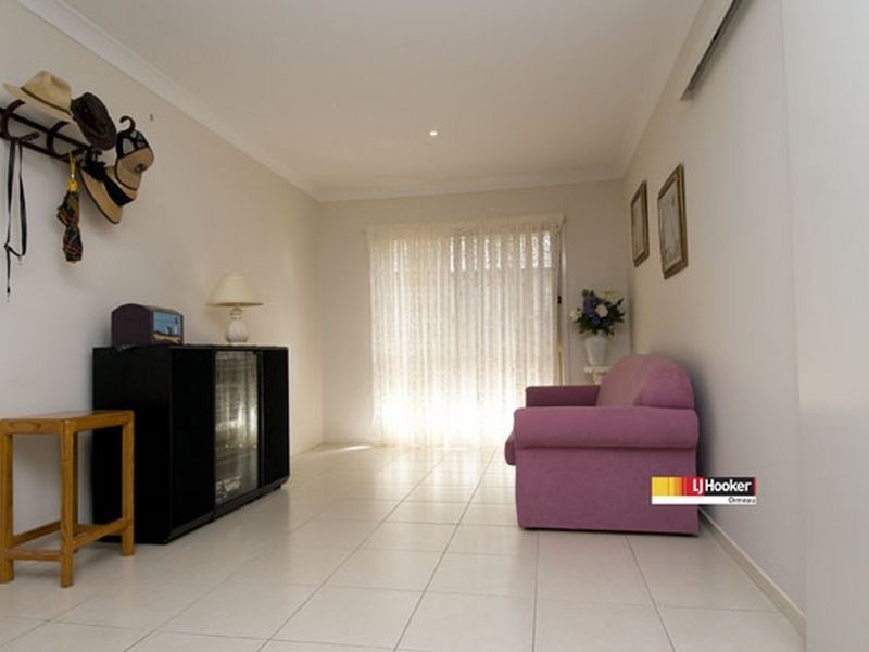 24 Paris Pde, Ormeau QLD 4208