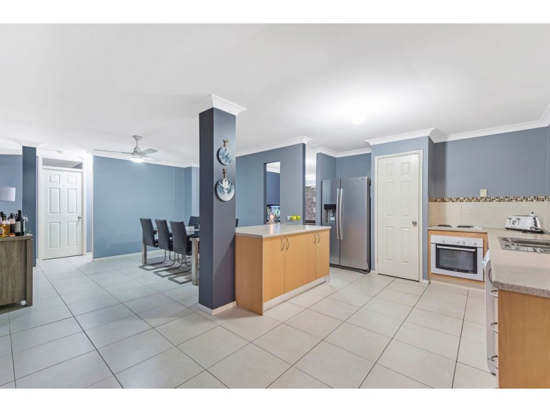 8 Christoffel Close, Ormeau Hills QLD 4208