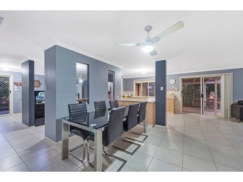 8 Christoffel Close, Ormeau Hills QLD 4208