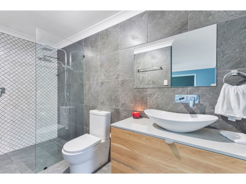 8 Christoffel Close, Ormeau Hills QLD 4208