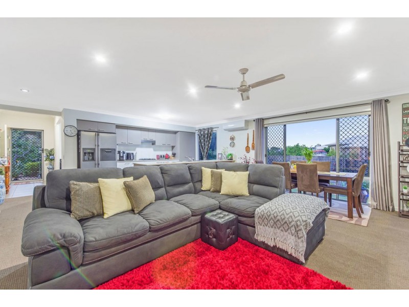 42 Brookside Circuit, Ormeau QLD 4208