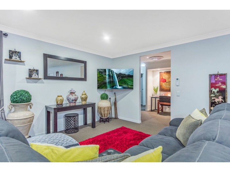 42 Brookside Circuit, Ormeau QLD 4208
