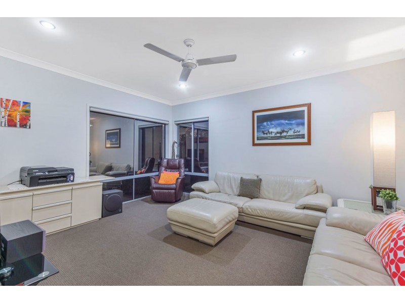 42 Brookside Circuit, Ormeau QLD 4208