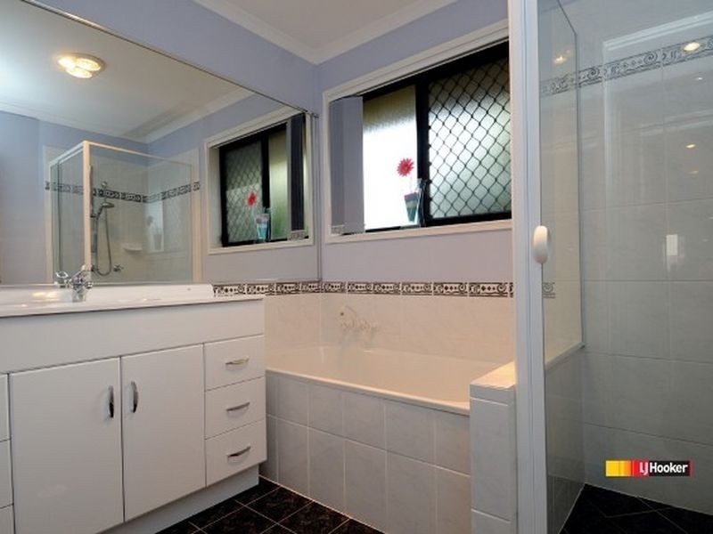 106 Ormeau Ridge Rd, Ormeau QLD 4208