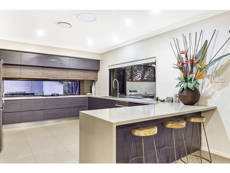 17 Islandview Terrace, Ormeau Hills QLD 4208