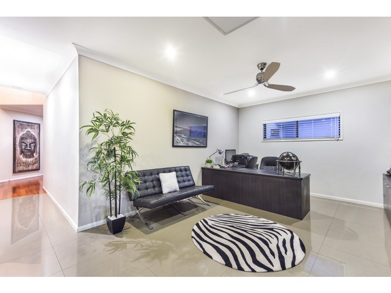 17 Islandview Terrace, Ormeau Hills QLD 4208