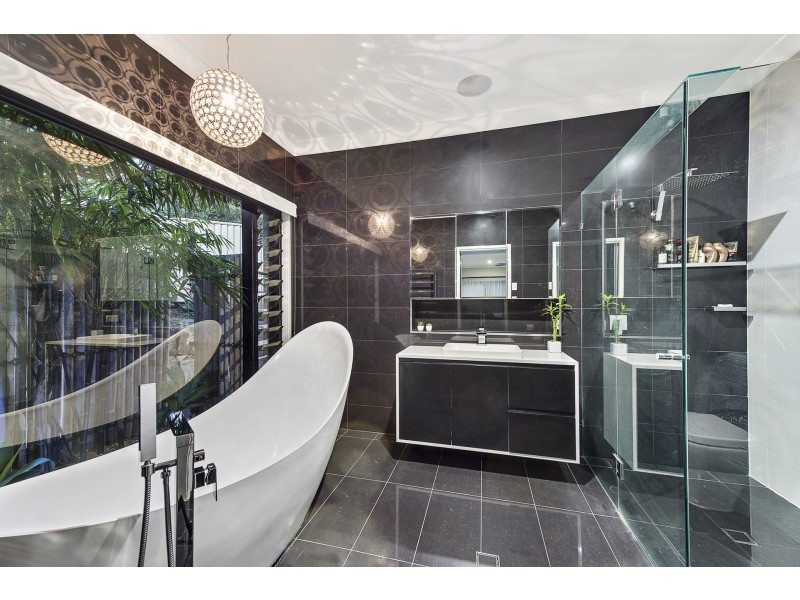 17 Islandview Terrace, Ormeau Hills QLD 4208