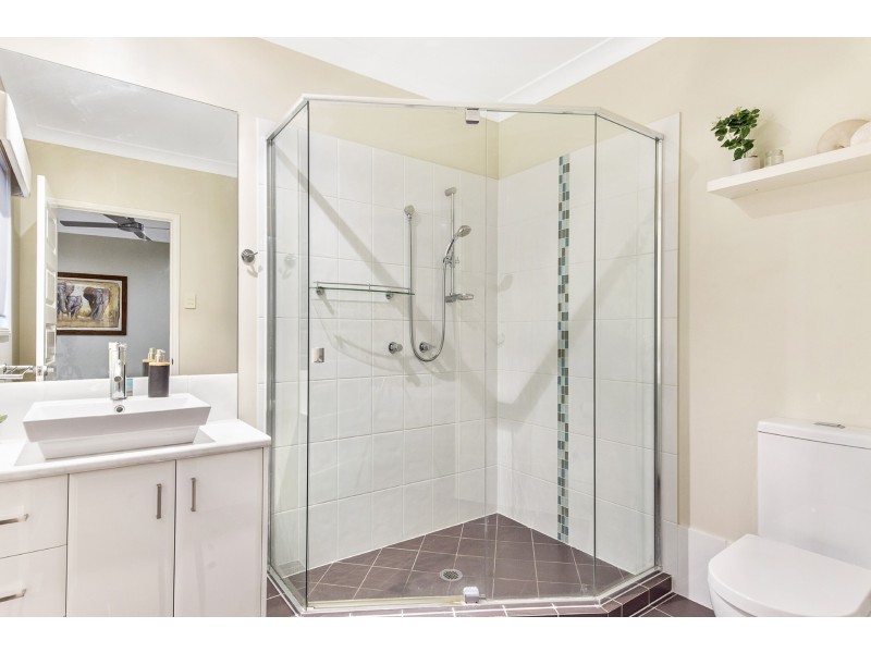 17 Islandview Terrace, Ormeau Hills QLD 4208