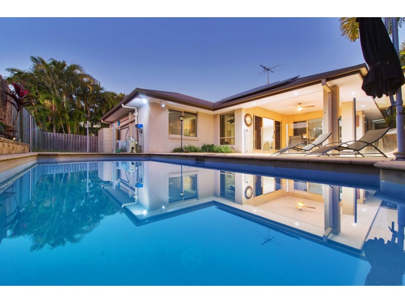 8 Pincally Crescent, Ormeau QLD 4208