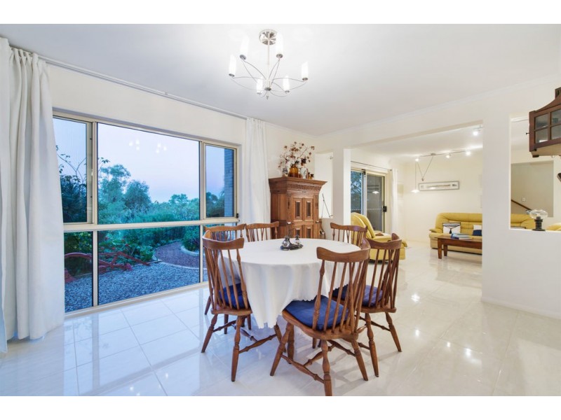 16 Islandview Terrace, Ormeau Hills QLD 4208