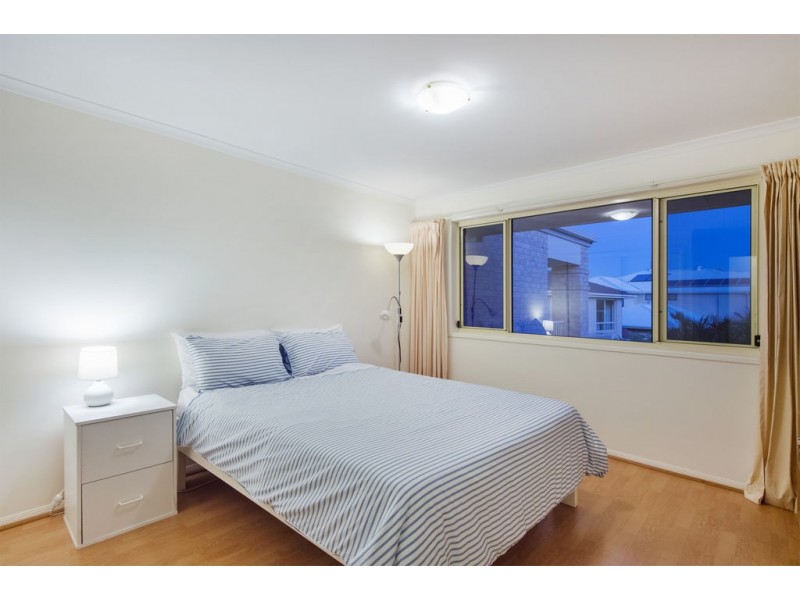 16 Islandview Terrace, Ormeau Hills QLD 4208
