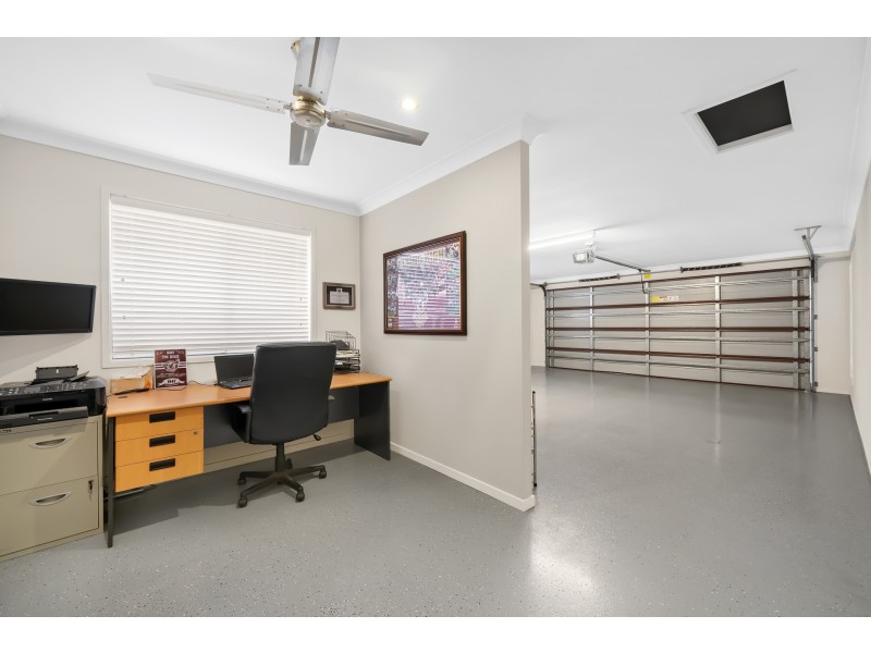 27 Sir Charles Holm Drive, Ormeau Hills QLD 4208