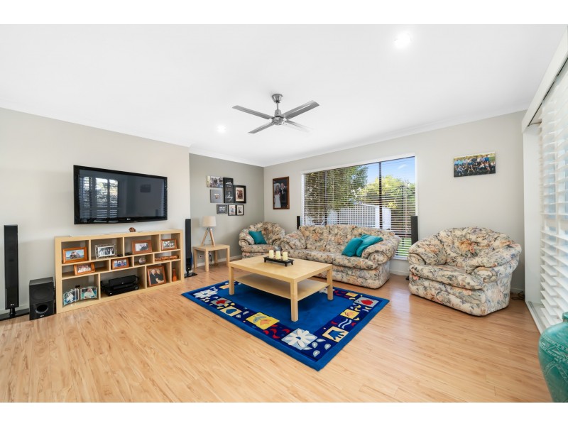 27 Sir Charles Holm Drive, Ormeau Hills QLD 4208