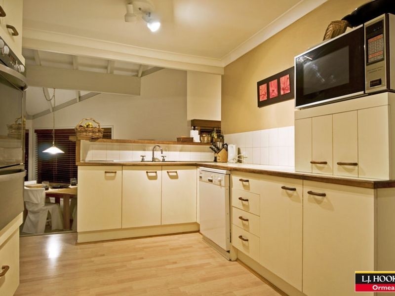 10 Edwards Pl, Ormeau QLD 4208