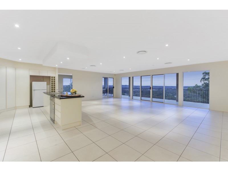 37 Oppermann Drive, Ormeau QLD 4208