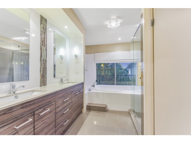 37 Oppermann Drive, Ormeau QLD 4208