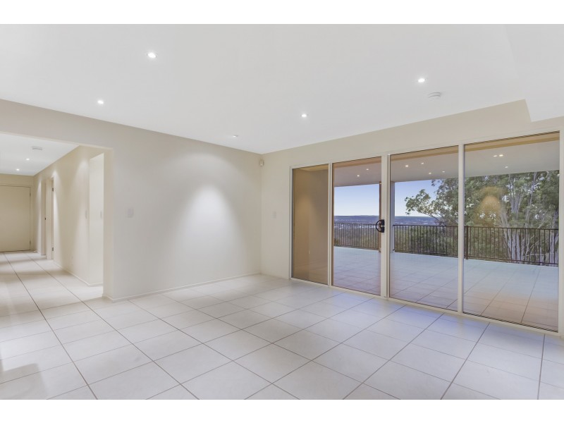 37 Oppermann Drive, Ormeau QLD 4208