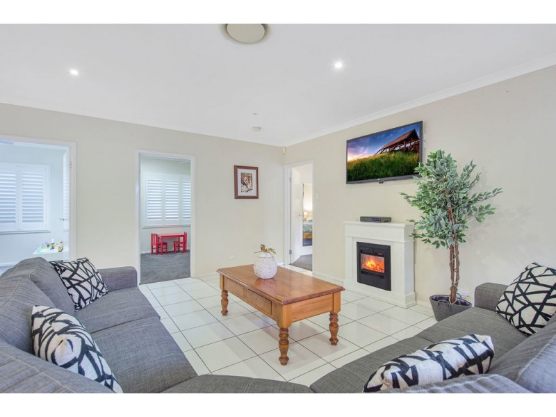 8 Bloomfield Court, Ormeau QLD 4208