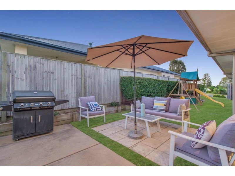 8 Bloomfield Court, Ormeau QLD 4208