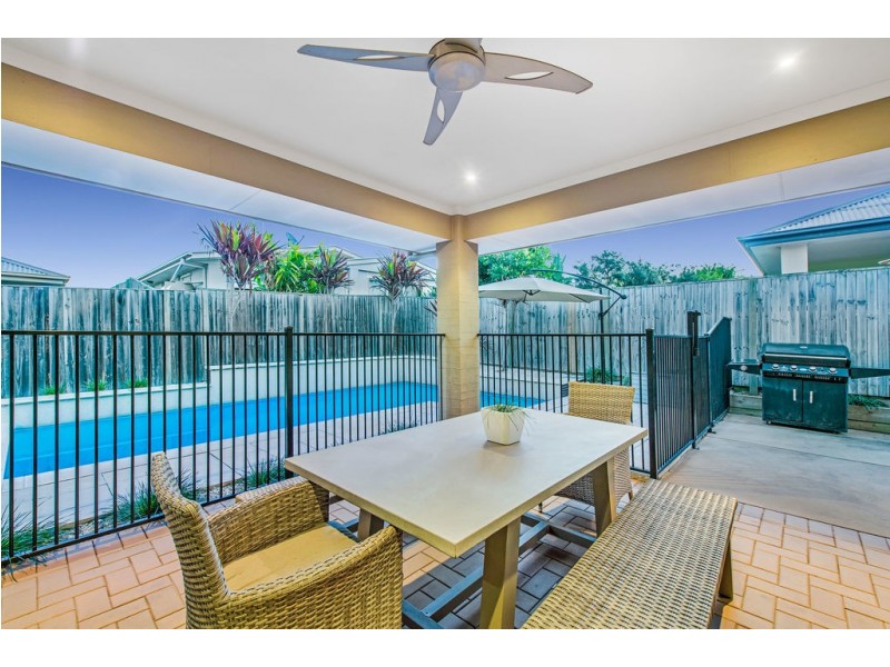 8 Bloomfield Court, Ormeau QLD 4208