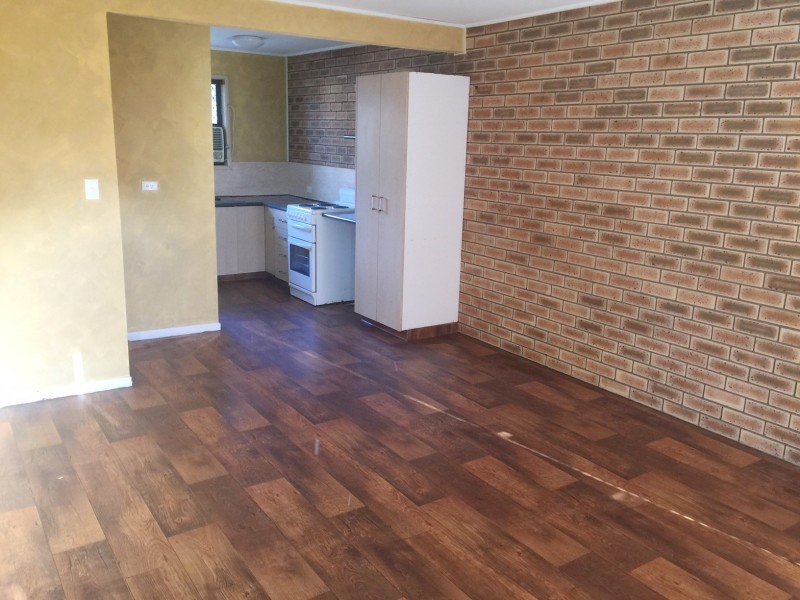 2/4 Conoble Court, Eagleby QLD 4207