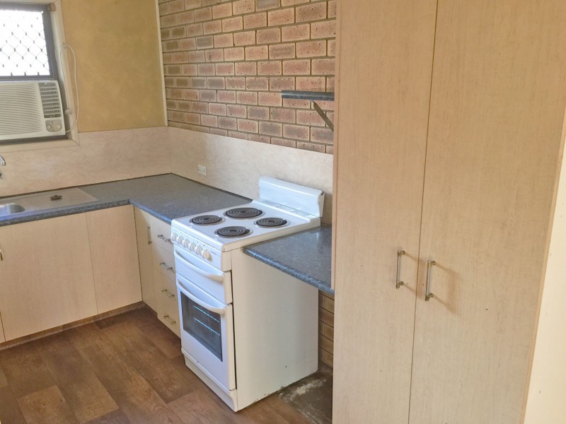 2/4 Conoble Court, Eagleby QLD 4207