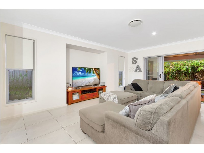 25 Stoney Creek Circuit, Ormeau QLD 4208