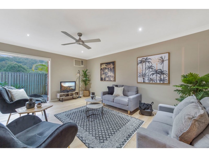 30 Pinedale Street, Oxenford QLD 4210