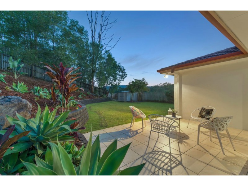 30 Pinedale Street, Oxenford QLD 4210