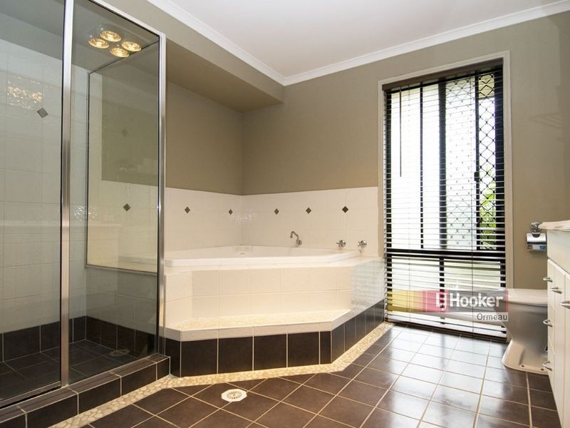 10 Kismet Crt, Yatala QLD 4207