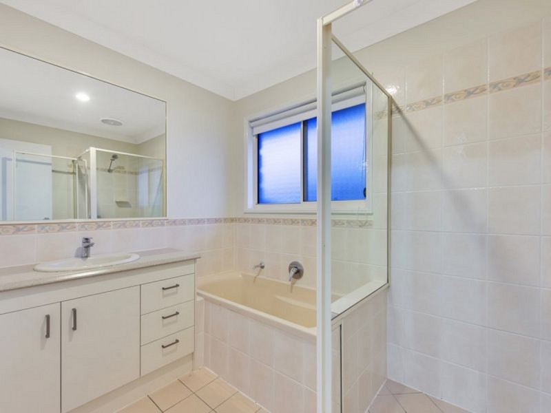 1/44 Jonquil Street, Ormeau QLD 4208