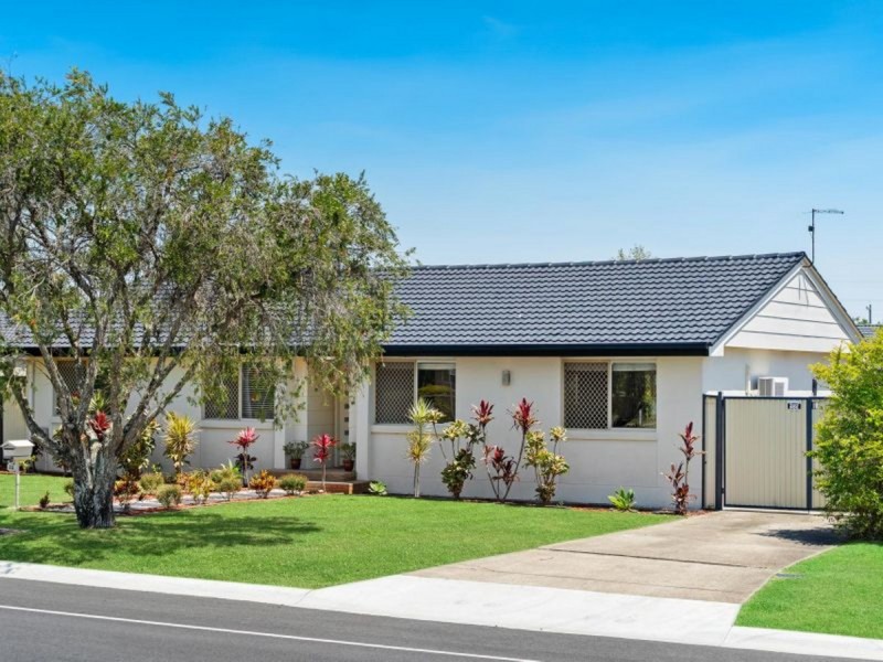 33 Vermont Crescent, Mount Warren Park QLD 4207