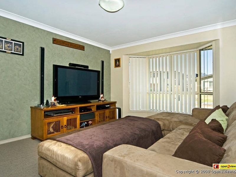 22 Lilyvale Cr, Ormeau QLD 4208