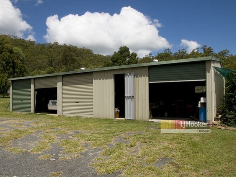 186 Halls Rd, Luscombe QLD 4207