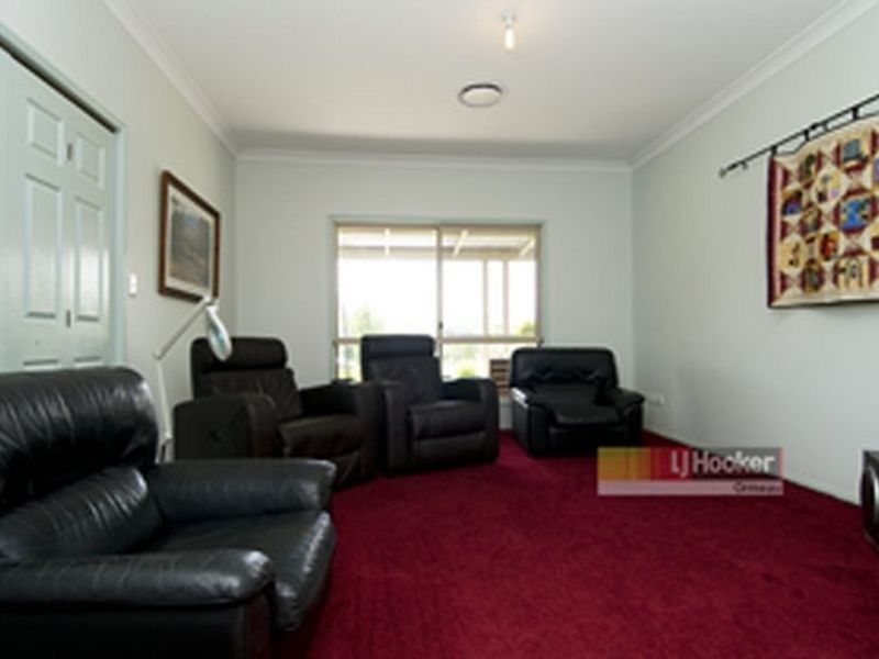 186 Halls Rd, Luscombe QLD 4207