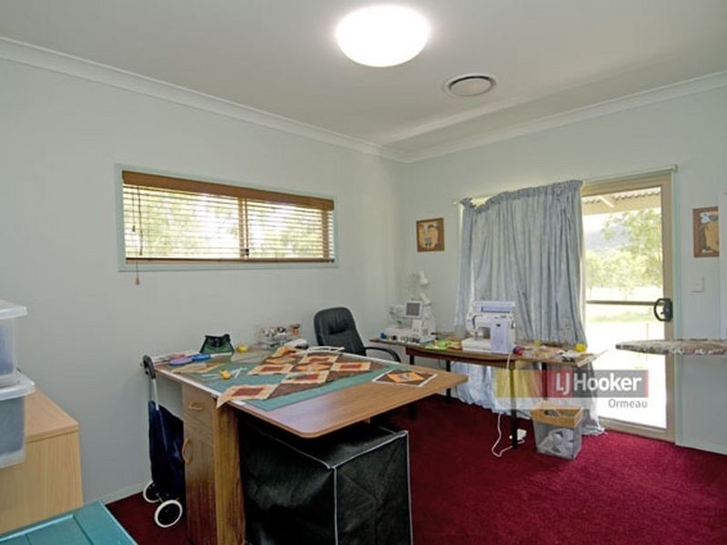 186 Halls Rd, Luscombe QLD 4207