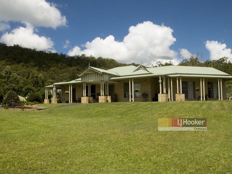 186 Halls Rd, Luscombe QLD 4207