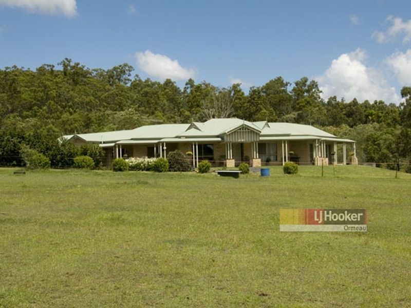 186 Halls Rd, Luscombe QLD 4207